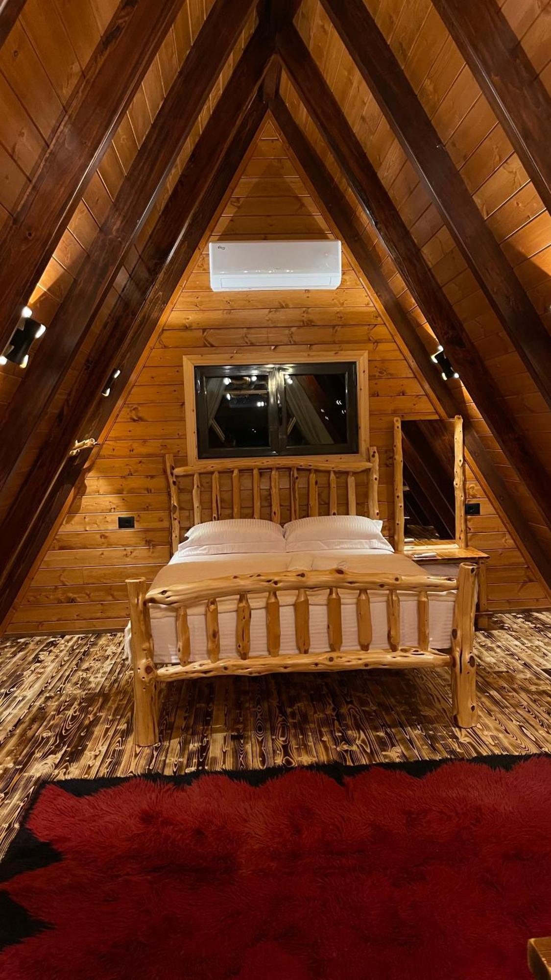 Bujtina Fati Art Bed & Breakfast *