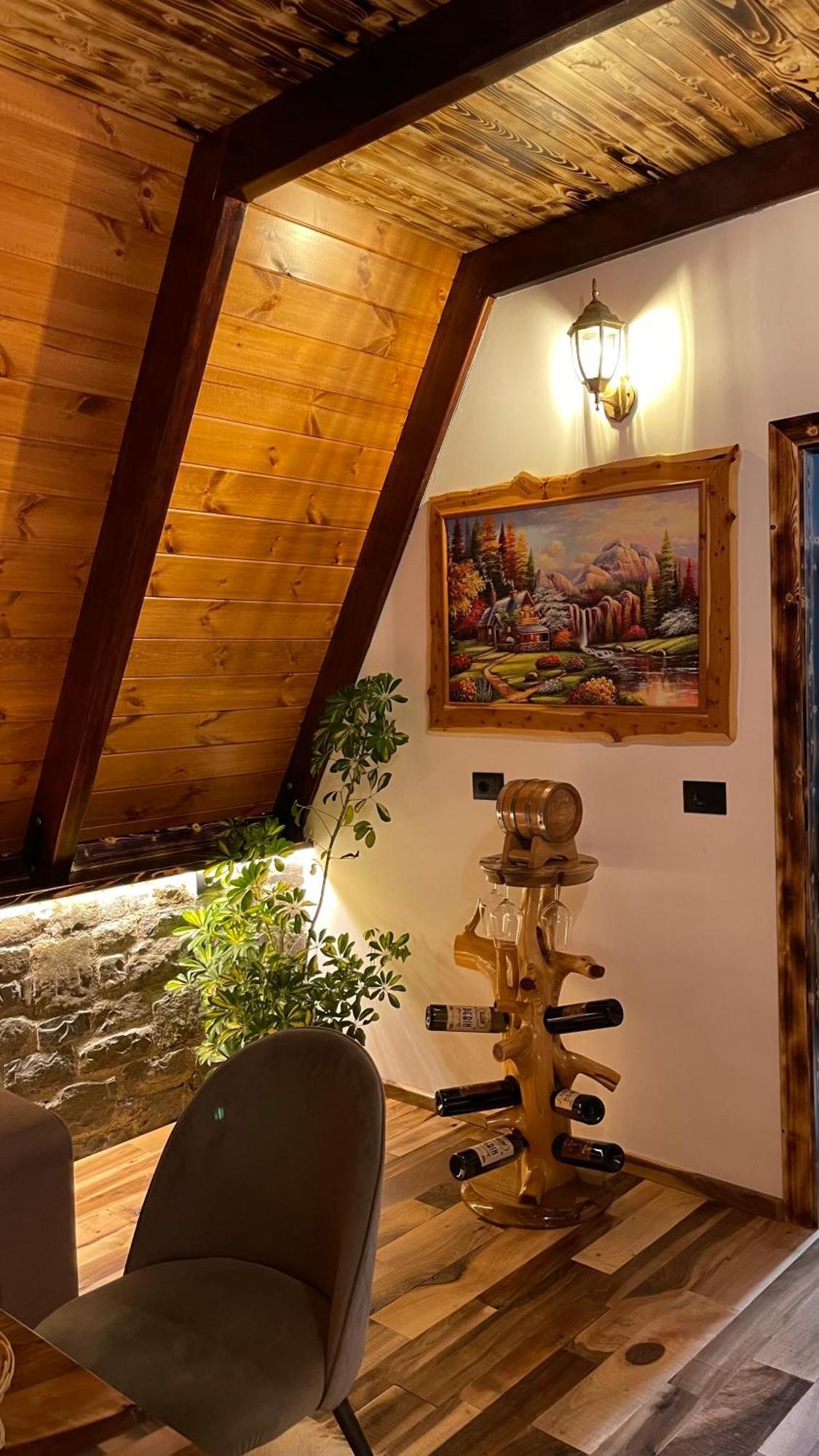 Bed & Breakfast Bujtina Fati Art