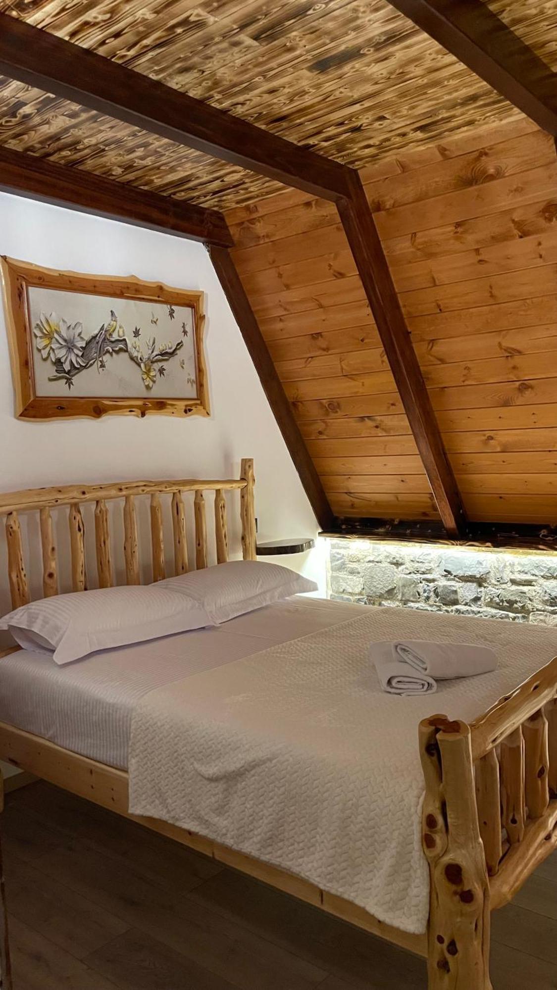 Bed & Breakfast Bujtina Fati Art Erseke